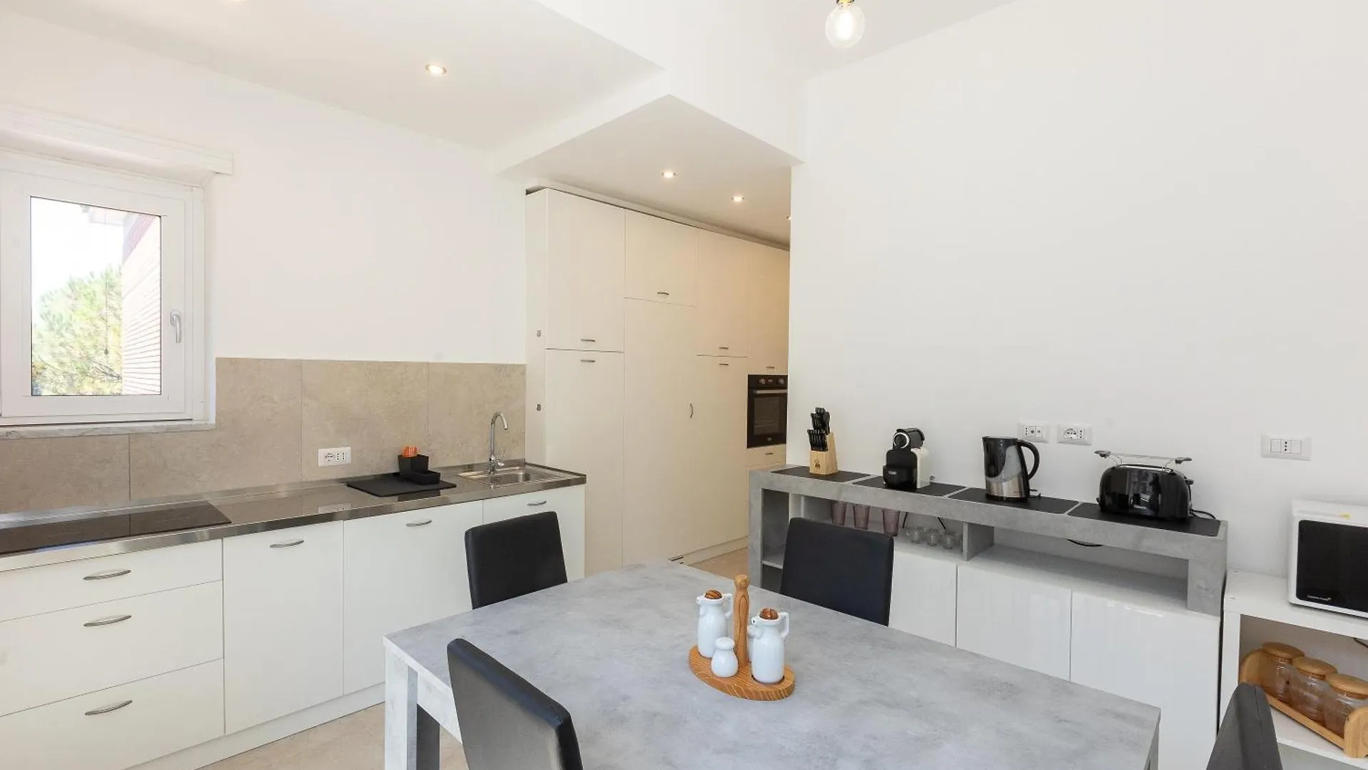 Baldo By Rental In Rome 0*,  Italy